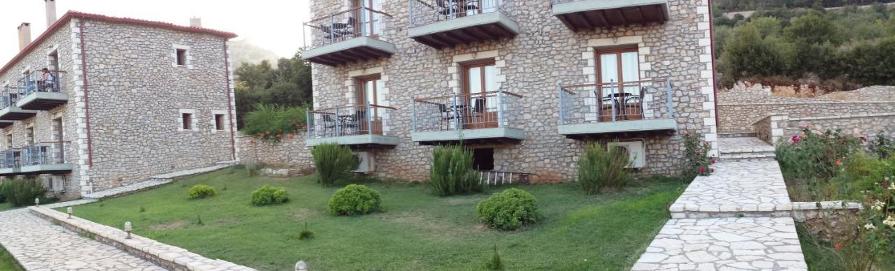 Hotel Pelasgos Karitaina Exterior photo